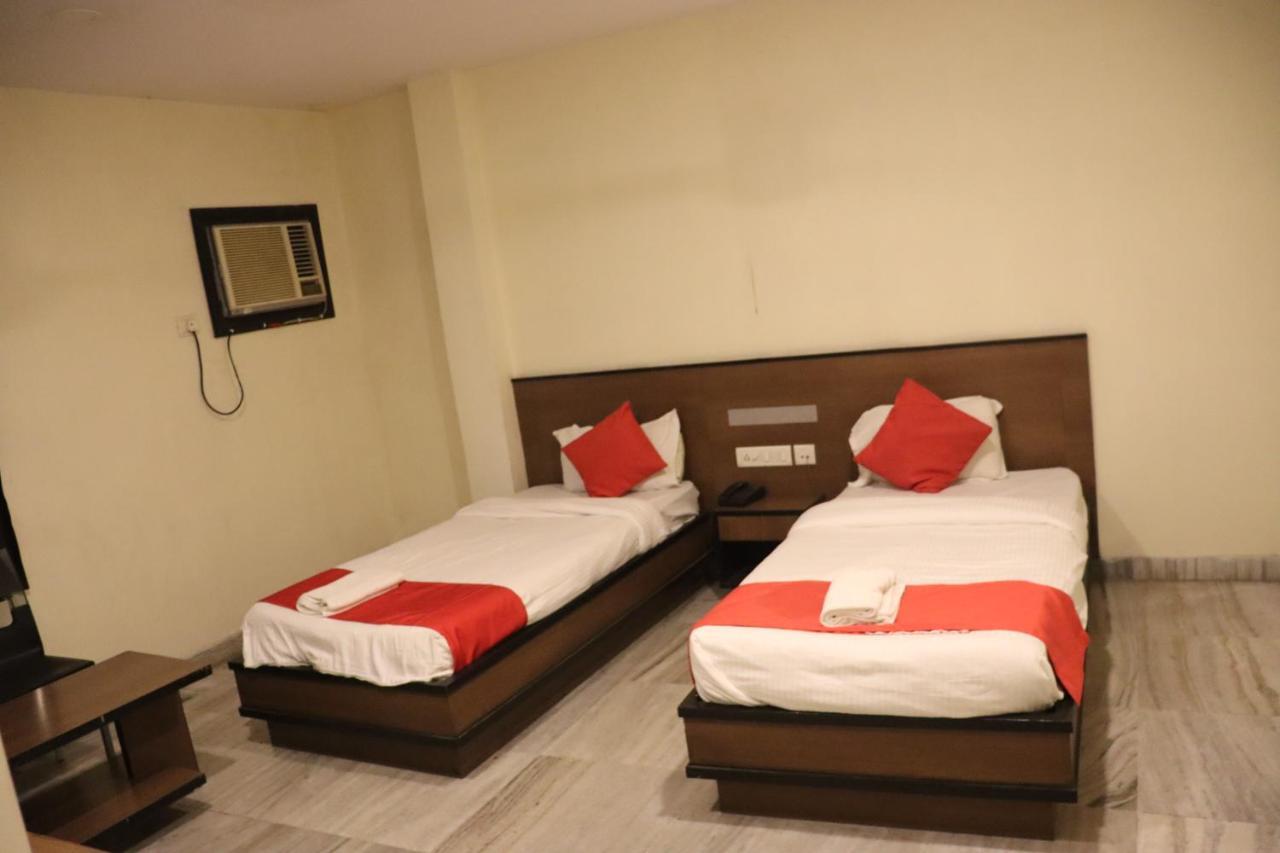 Hotel Chandra Jamshedpur Ngoại thất bức ảnh