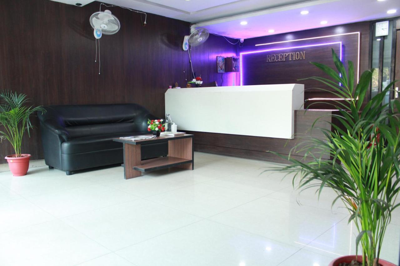 Hotel Chandra Jamshedpur Ngoại thất bức ảnh