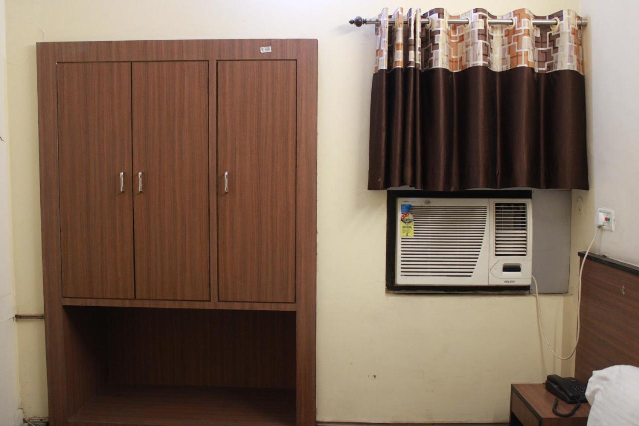 Hotel Chandra Jamshedpur Ngoại thất bức ảnh